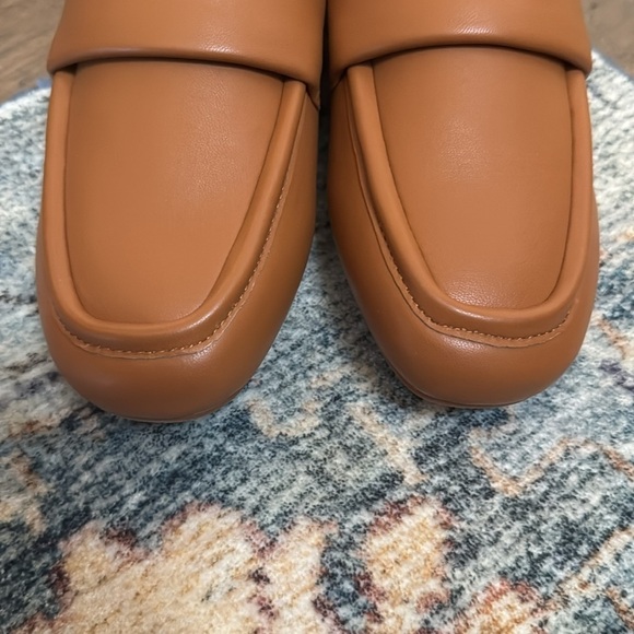 Born in California stay focused loafer in cognac brown size 8 ￼ - Picture 4 of 9